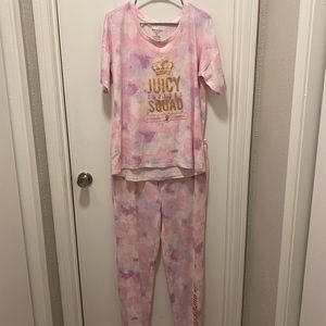 Juicy Contour Pajama set